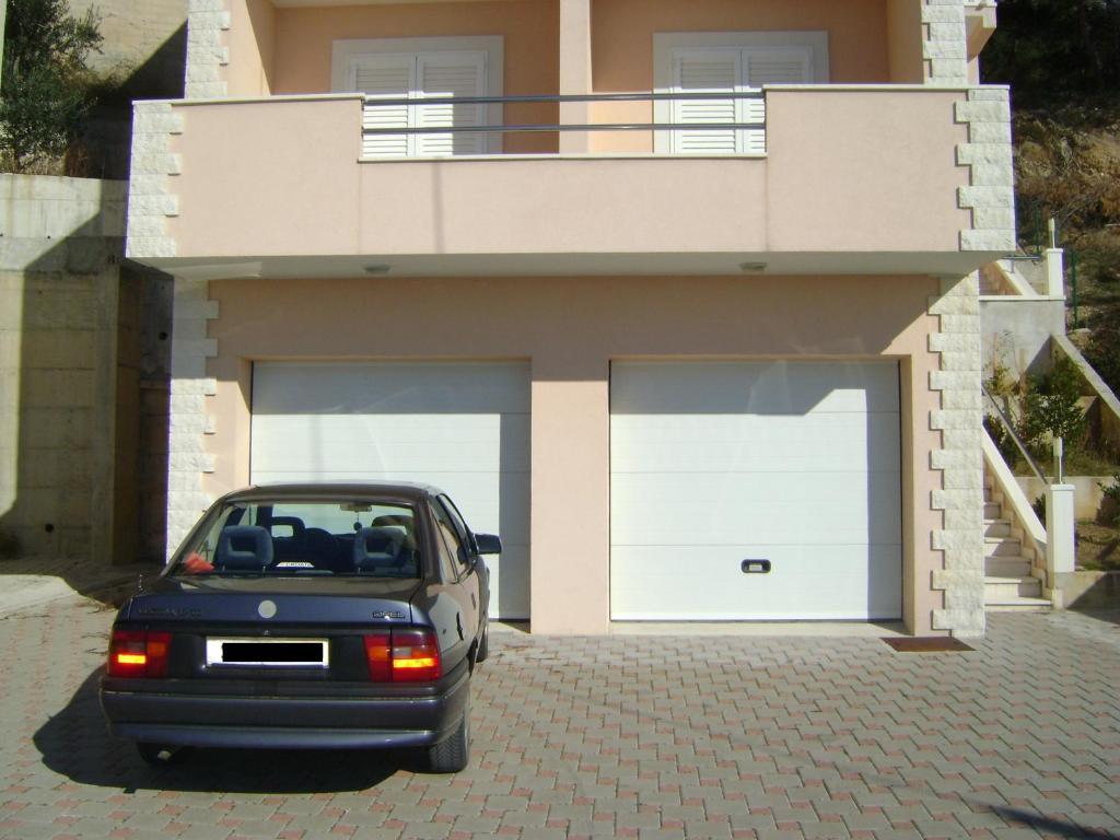 Apartments Maras Mimice Luaran gambar